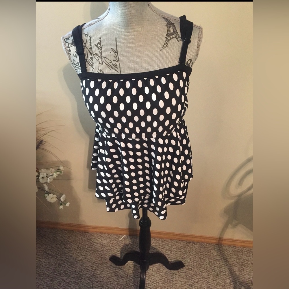 Black and white polka dot tankini with adjustable straps cactus brand